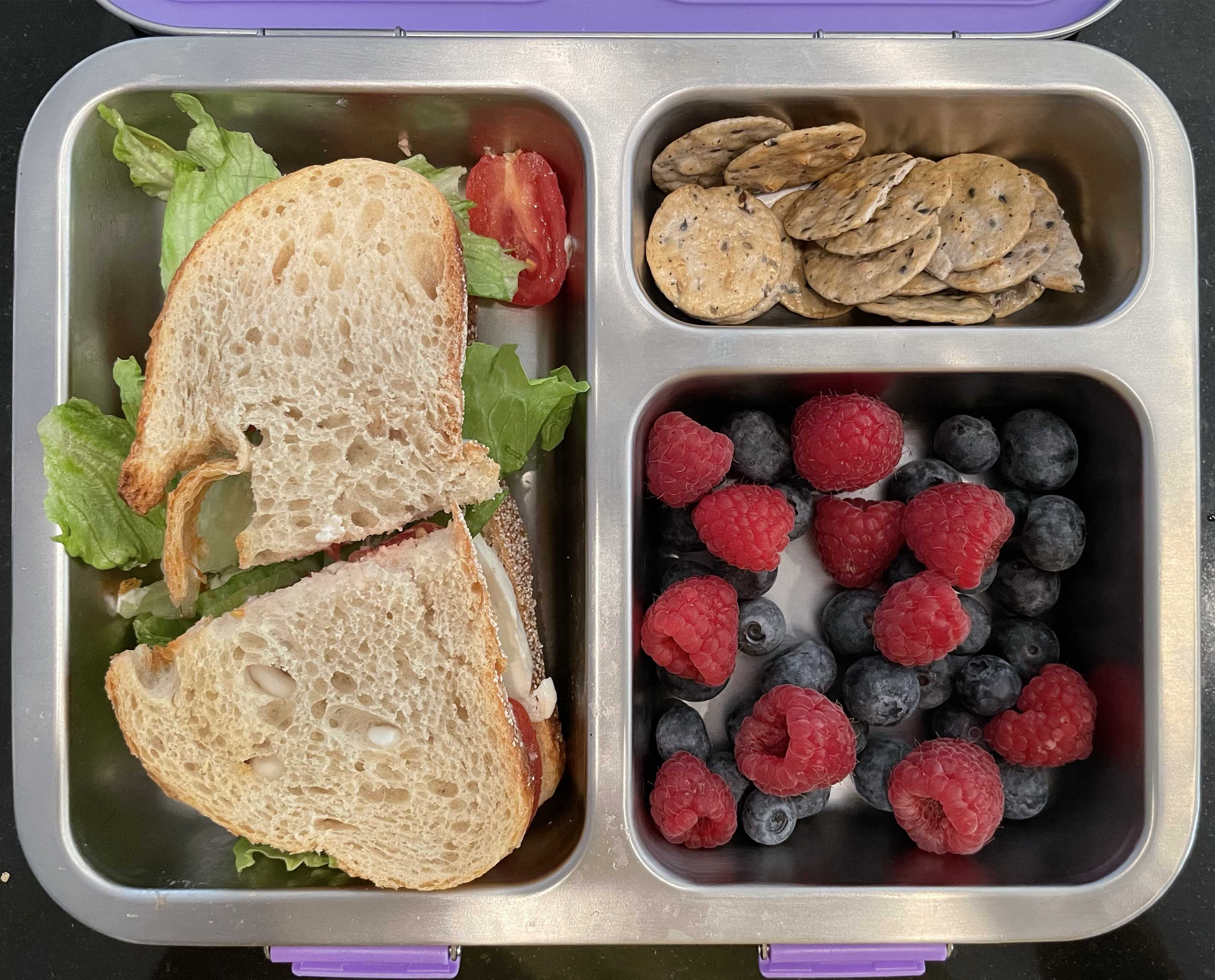 30 Lunchbox Ideas + 5 Tips for Back-to-Packing-Lunches | themomemans.com by Monica Escobar Allen
