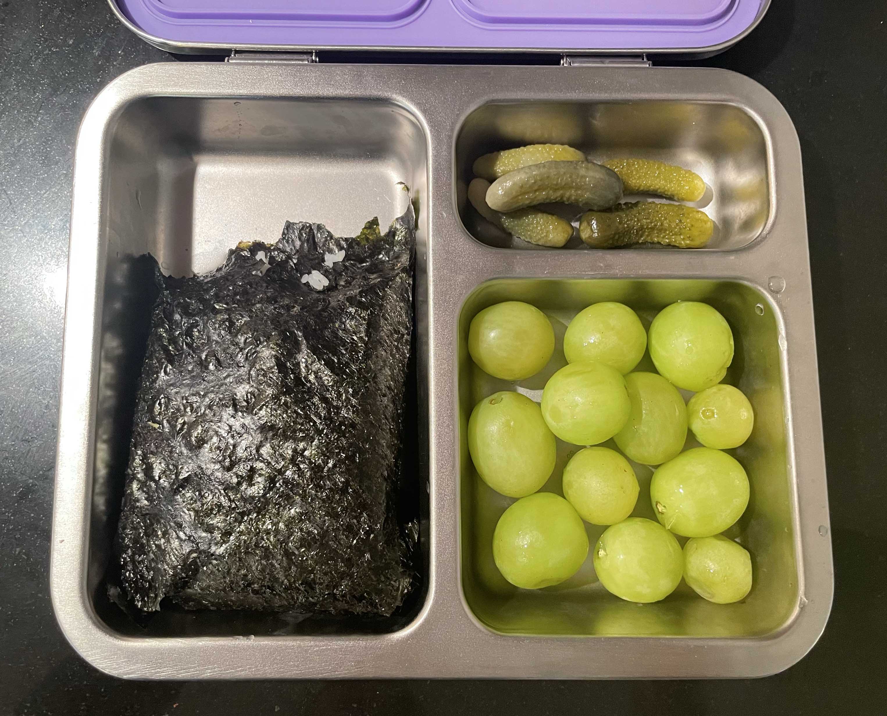 30 Lunchbox Ideas + 5 Tips for Back-to-Packing-Lunches | themomemans.com by Monica Escobar Allen