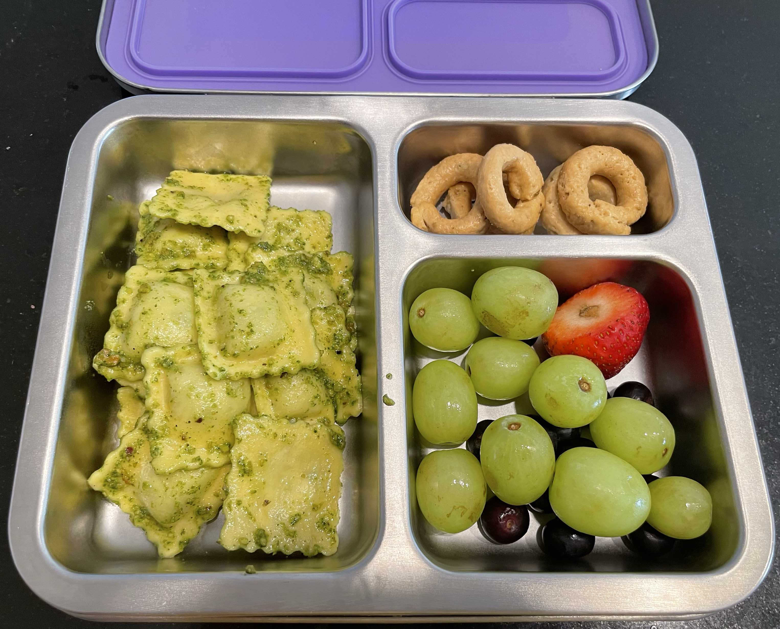 30 Lunchbox Ideas + 5 Tips for Back-to-Packing-Lunches | themomemans.com by Monica Escobar Allen