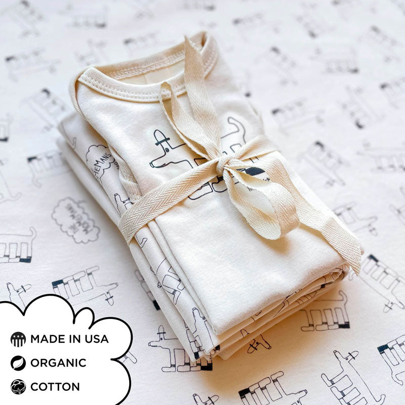 Sherman Organic Cotton Gender-Neutral "New Baby" Gift Bundle. Eco-friendly Unisex Styles for Hipster Babies. The MoMeMans by Monica Escobar Allen. Brooklyn, NY